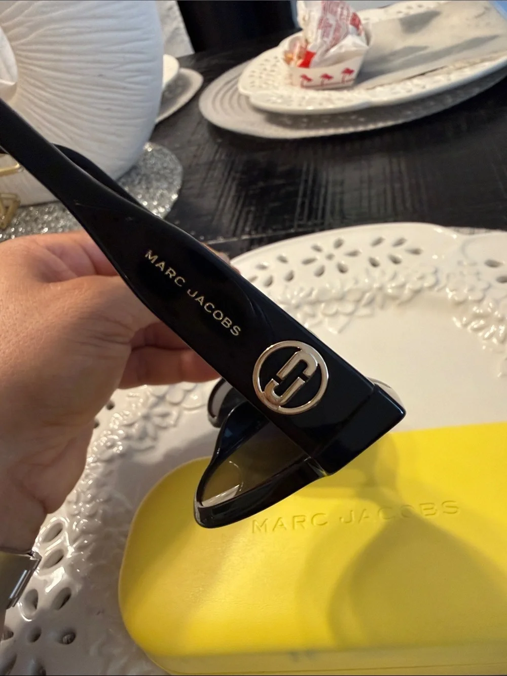 Marc Jacobs Black Cat-Eye Sunglasses with Gradient Lenses